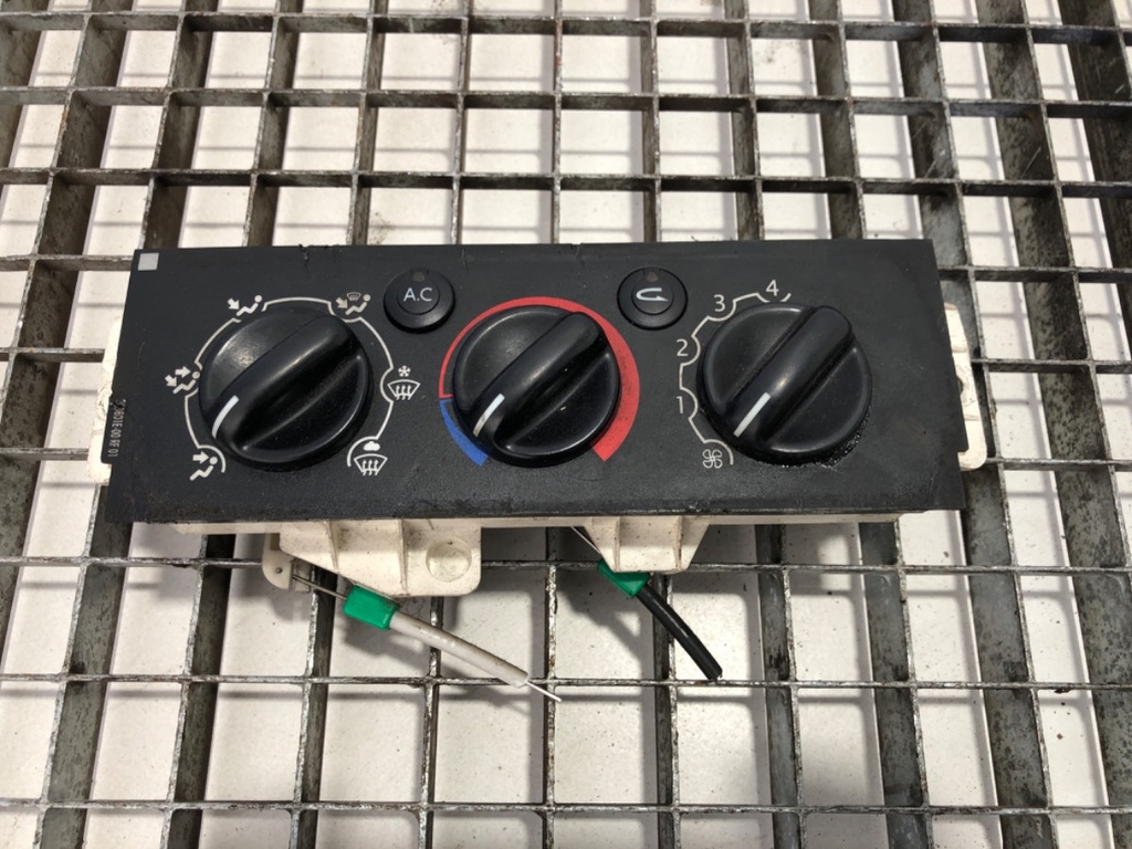 [STARK-771036] Panel de control de climatización Renault Master II 1998-2022