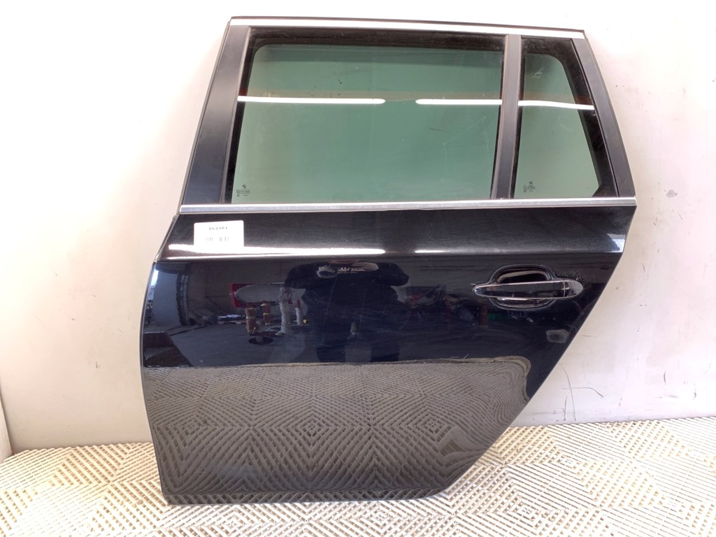 [STARK-864984] Puerta trasera izquierda BMW Serie 5 Touring (E61) 2004-2010