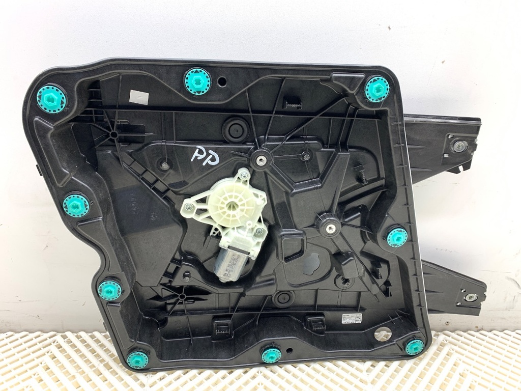 [STARK-865113] Elevador de ventana delantero derecho Audi Q4 Sportback (F4N) 2021-2022