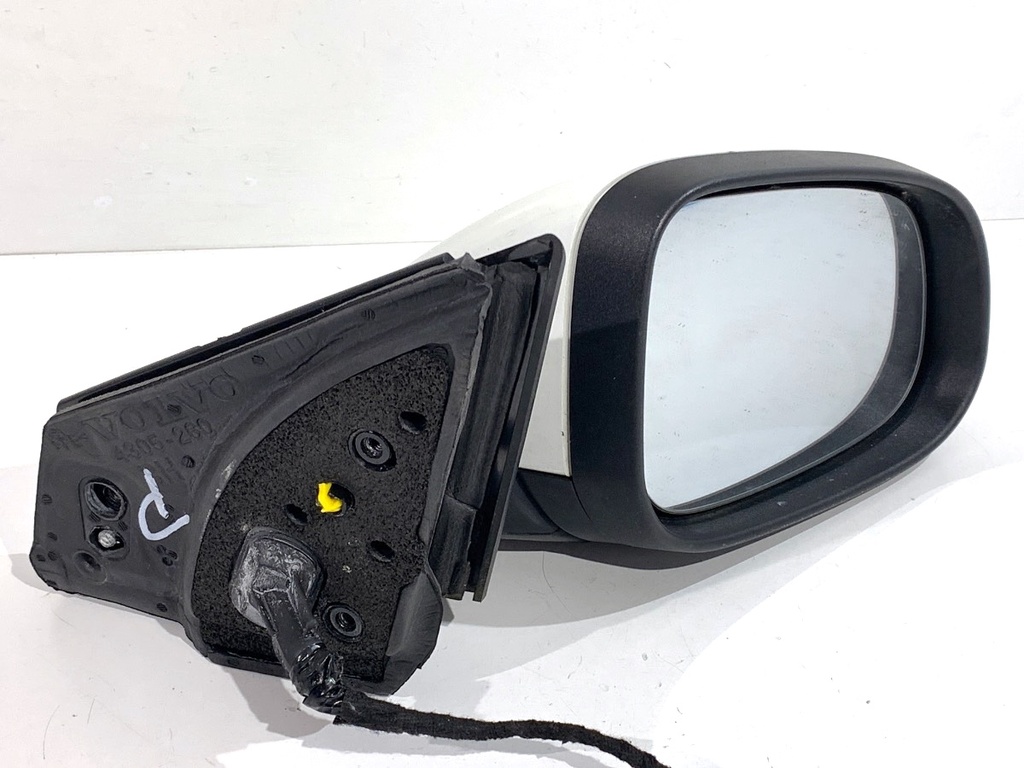[STARK-789828] Retrovisor derecho VOLVO V40 liftback (525, 526) 2012-2022