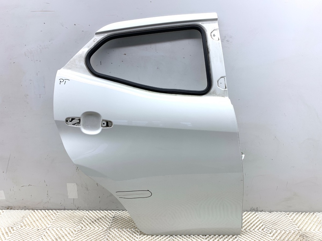 [STARK-815184] Puerta trasera derecha TOYOTA AYGO (_B4_) 2014-2022