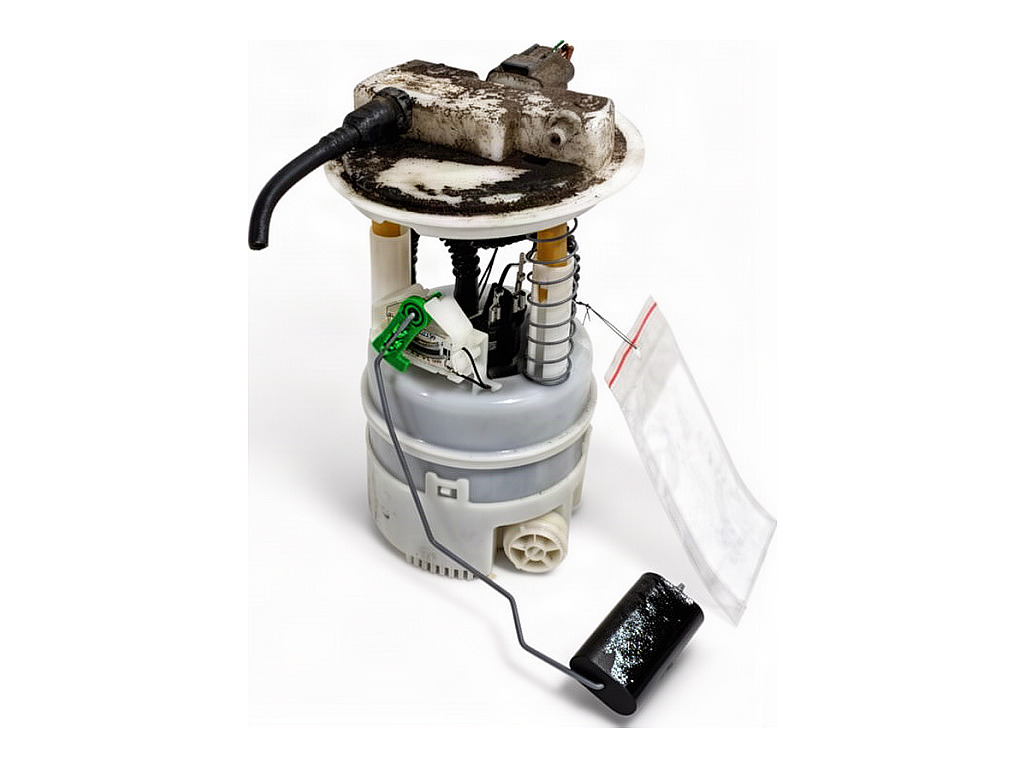 [STARK-971731] Bomba de combustible Renault Clio IV