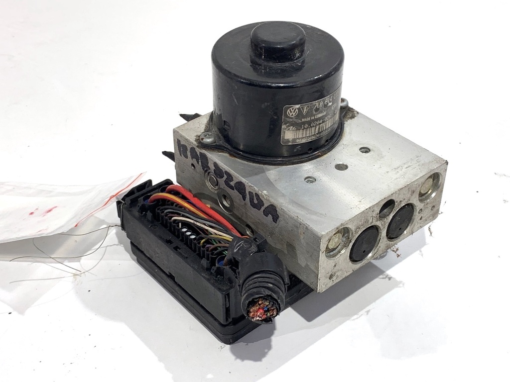 [STARK-820342] Bomba ABS VW Touareg (7LA, 7L6, 7L7) 2002-2013
