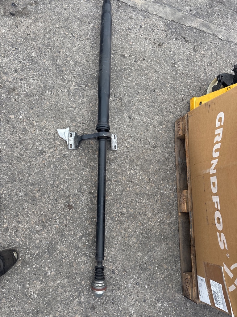 [MTD-529278] Árbol de transmisión delantero Mercedes-Benz CLA X117 2.0 CLA 45 AMG