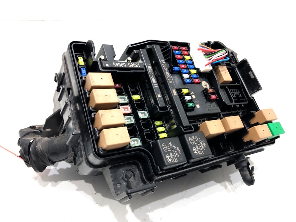 [STARK-843152] Caja de fusibles KIA CEED (CD) 1.6 CRDi 2018-2022