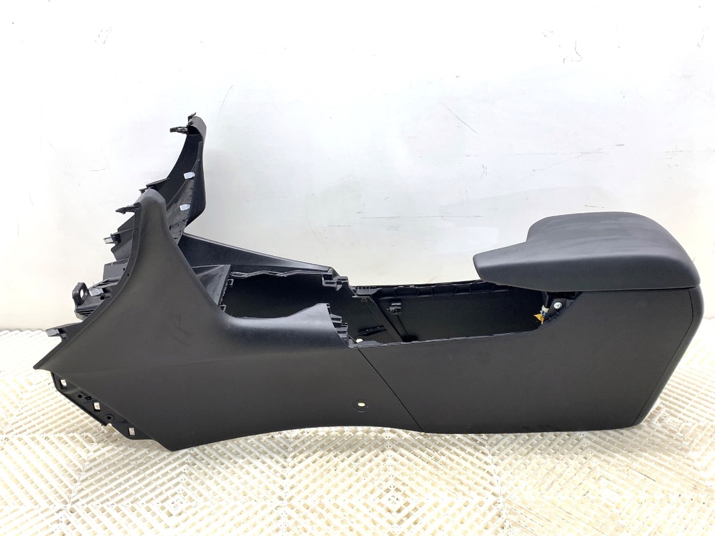 [STARK-846586] Túnel central MAZDA 3 sedán (BM_, BN_) 2013-2022