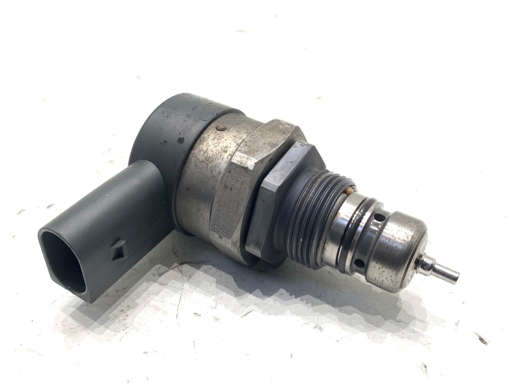 [STARK-853426] Regulador de presión de combustible Mercedes-Benz Clase M (W166) ML 350 BlueTEC 4-matic 2011-2015