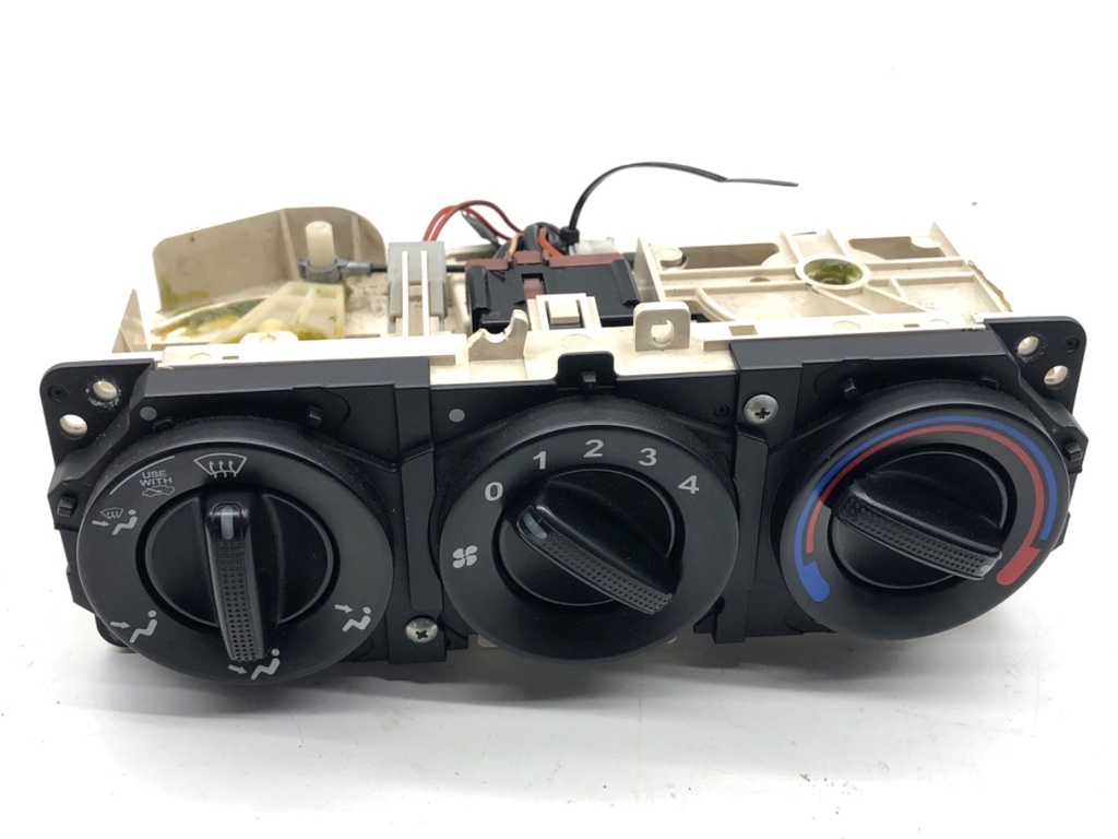 [STARK-858910] Panel de control de climatización Honda Civic VII Hatchback 1.4 iS 2001-2005