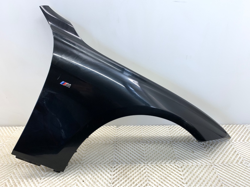 [STARK-873724] Aleta delantera derecha BMW Serie 3 (F30, F80) 2011-2018