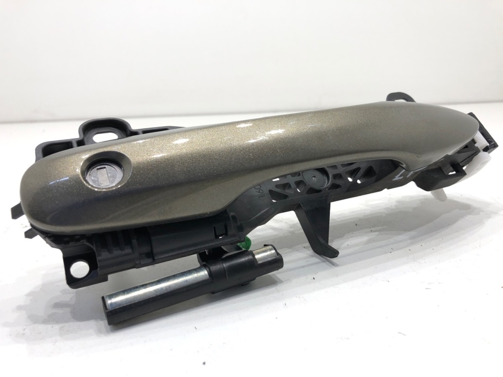 [STARK-874516] Manilla exterior de puerta delantera izquierda Toyota Yaris (P21, PA1, PH1) 2020-