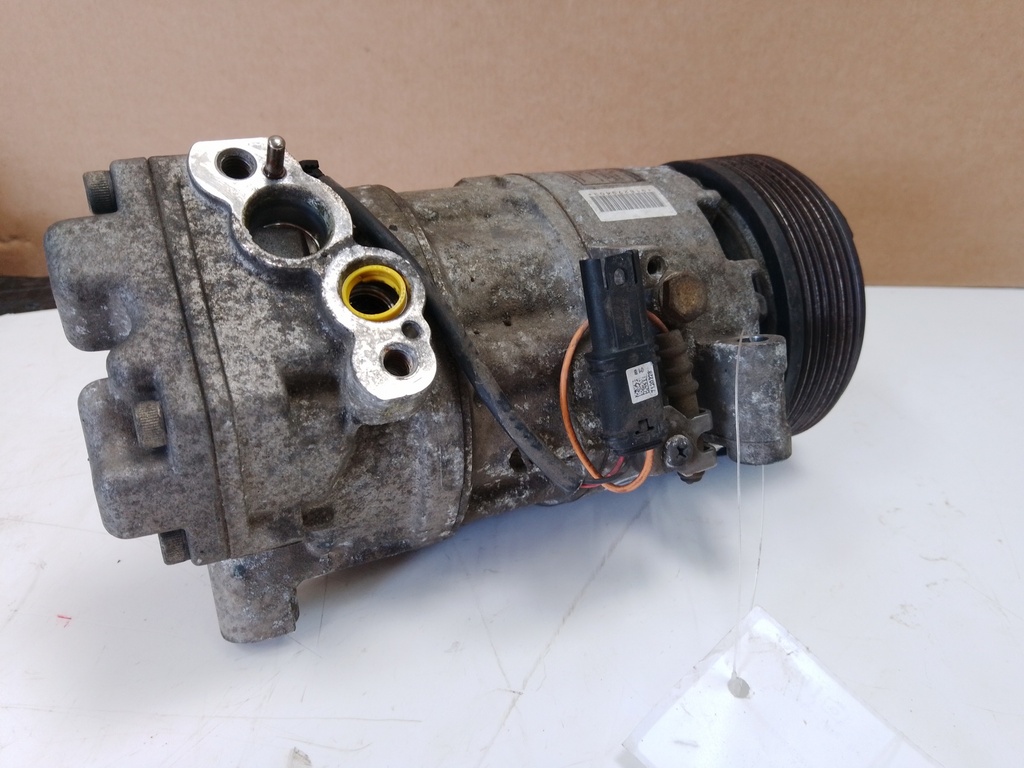 [MTD-529235] Compresor de aire acondicionado BMW Serie 1 E87