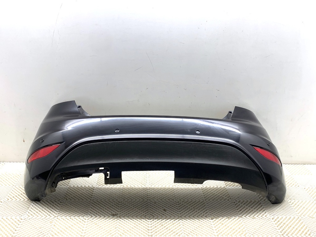 [STARK-882934] Parachoques trasero Ford Fiesta VI (CB1, CCN) 2008-2022