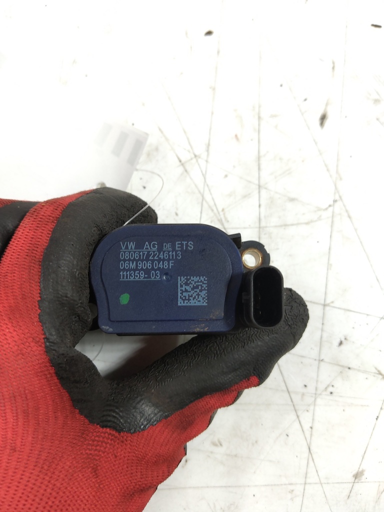 [MTD-548454] Válvula solenoide Audi A4