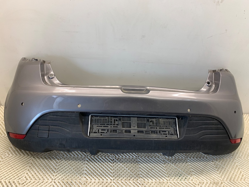 [STARK-887584] Parachoques trasero Renault Clio IV (BH_) 2012-2022