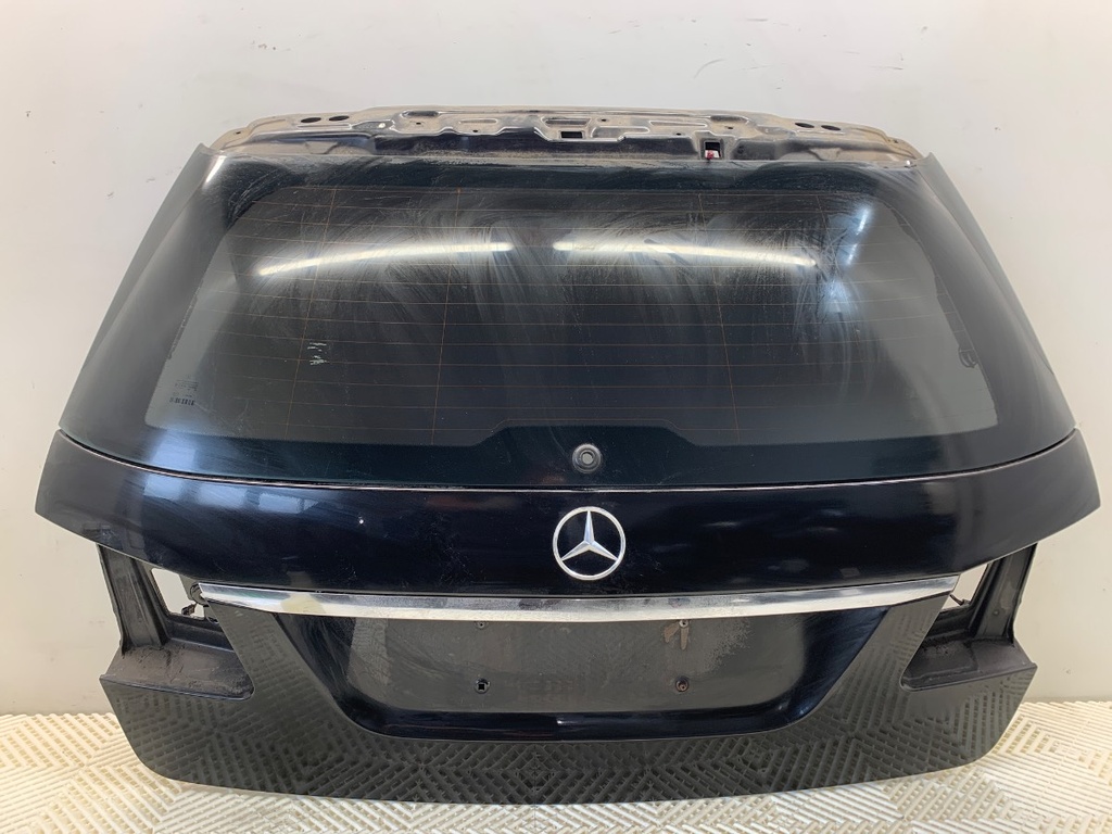 [STARK-889094] Portón trasero Mercedes-Benz Clase E (W212) 2009-2016