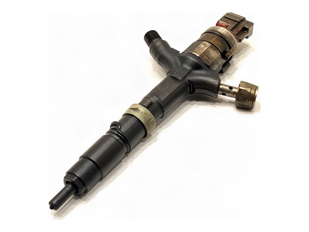 [STARK-978033] Inyector Toyota Corolla Verso (_E12_)