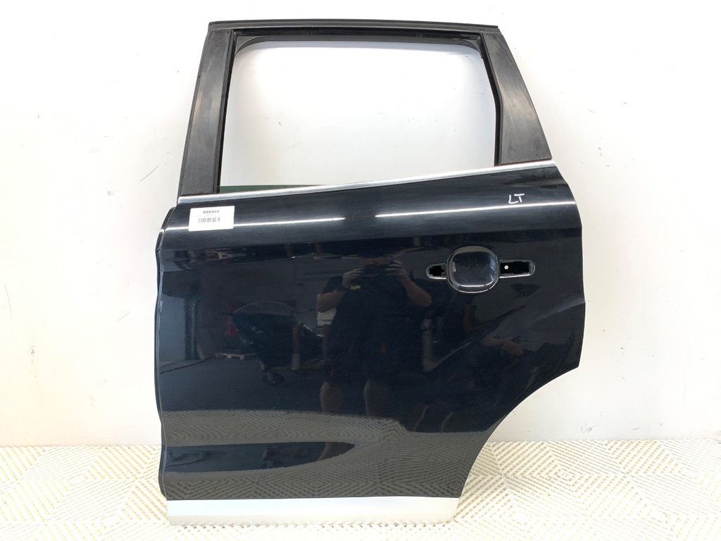 [STARK-908903] Puerta trasera izquierda Ford Kuga I 2008-2012