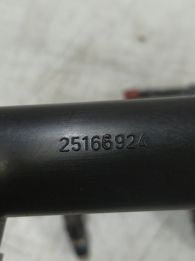 [MTD-548978] Rampa de inyección Cadillac/Chevrolet/Escalade/Silverado/Tahoe