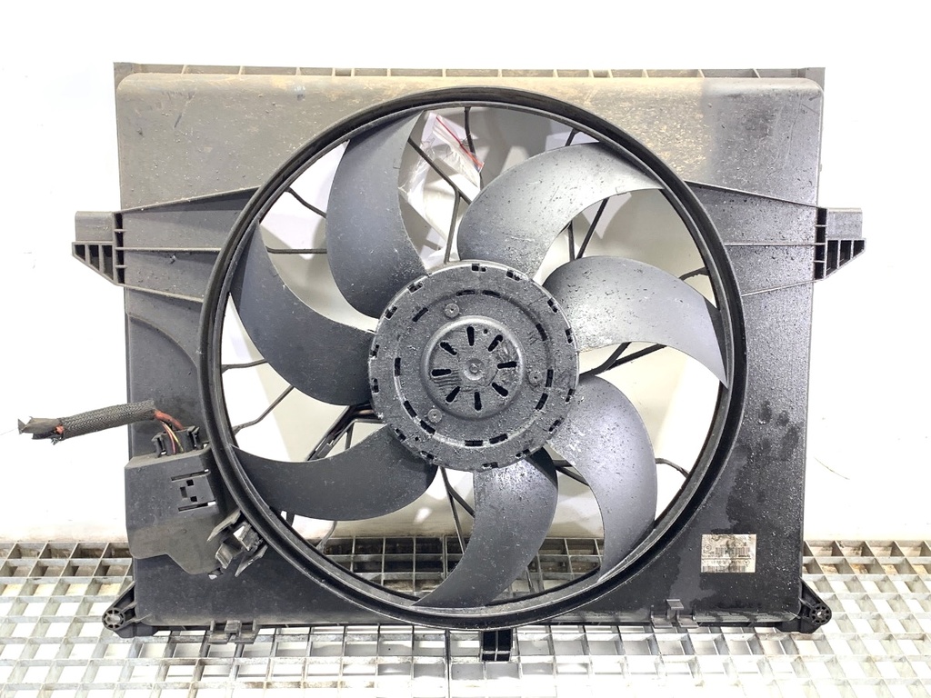 [STARK-915806] Ventilador de radiador Mercedes-Benz Clase R (W251, V251) 2005-2017