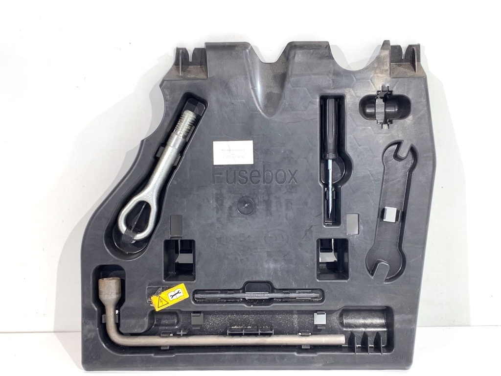 [STARK-917317] Kit de herramientas Mercedes-Benz Sprinter 3,5-t Tourer Bus (B907) 2018-2022
