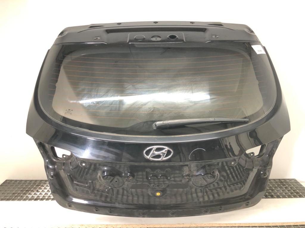[STARK-639440] Portón trasero HYUNDAI i40 I Kombi Van (VF) 2011-2022