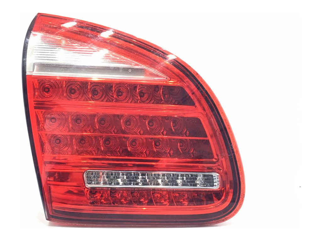 [STARK-926083] Piloto trasero izquierdo Porsche Cayenne (92A) 2010-2022