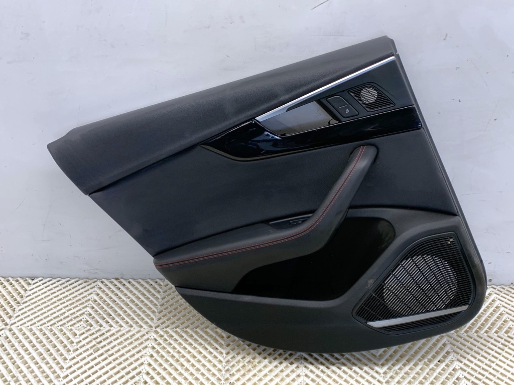 [STARK-875916] Panel de puerta trasera izquierdo Audi A4 B9 (8W2, 8WC) 2015-2022
