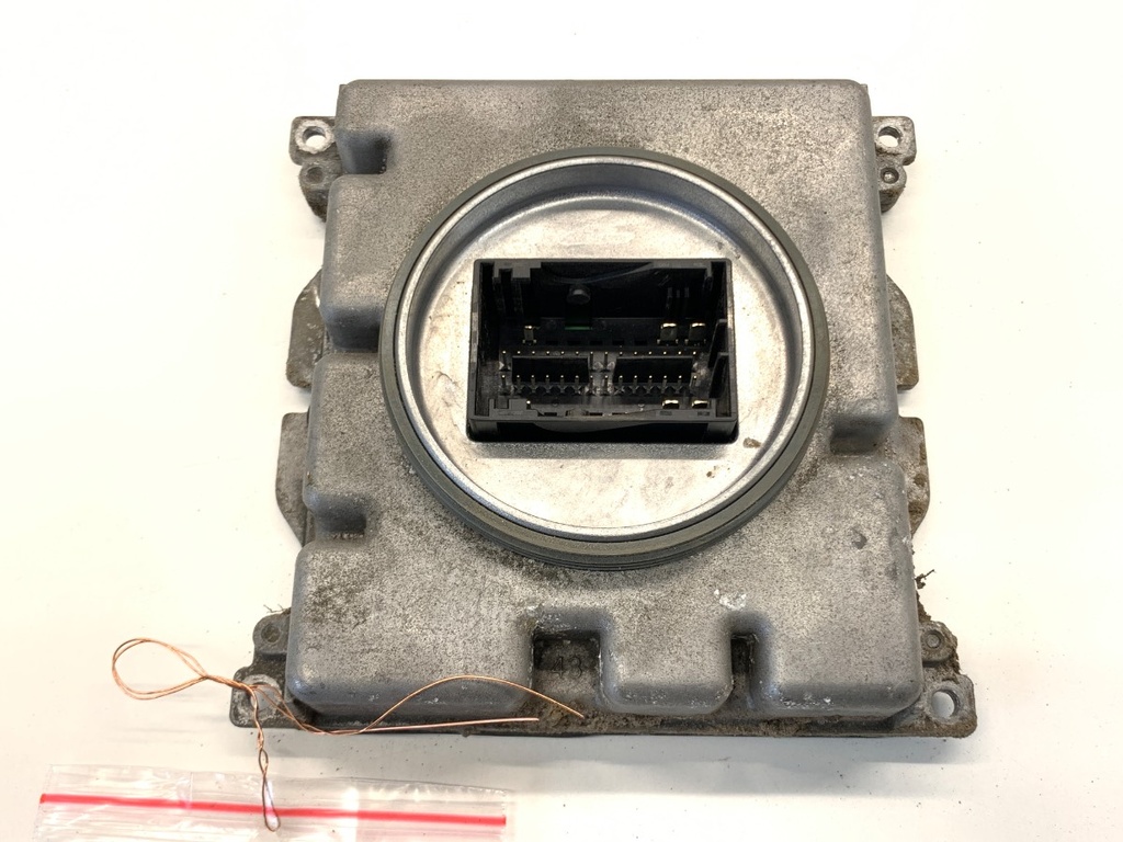 [STARK-875963] Convertidor de xenón Audi A4 B9 (8W2, 8WC) 2015-2022