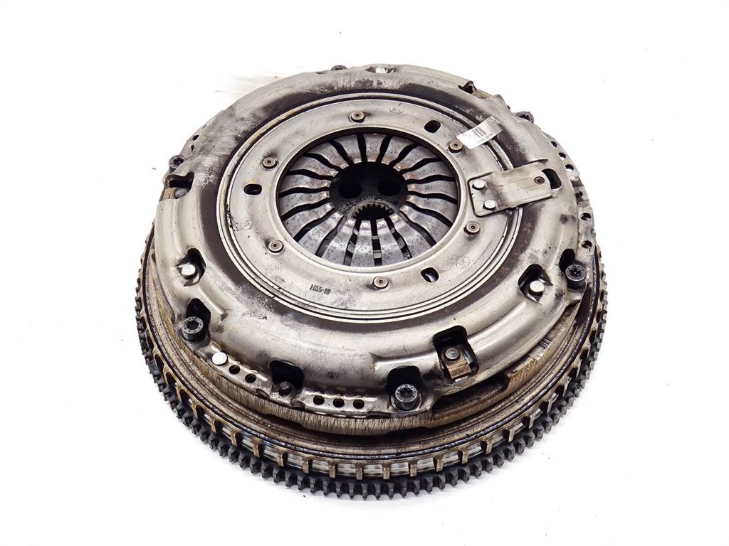 [STARK-364350] Embrague VOLVO V40 liftback (525, 526) 2012-2022 T2 90kW