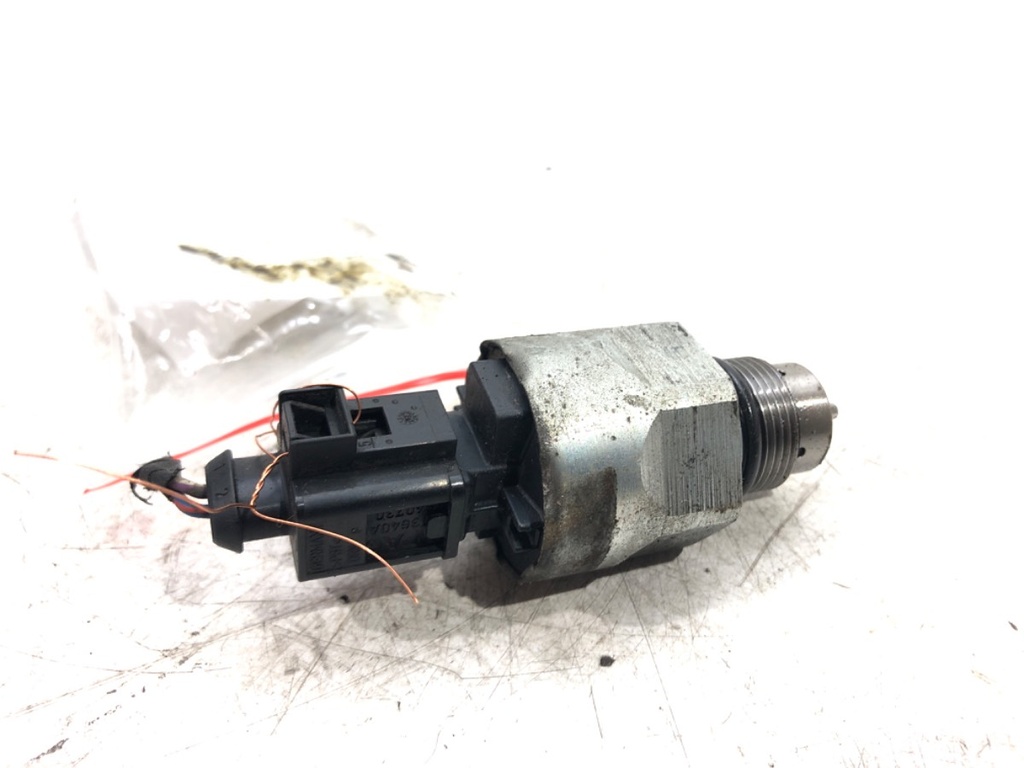Sensor de presión de combustible SKODA RAPID (NH3, NK3, NK6) 1.6 TDI 66 kW 2012-2022