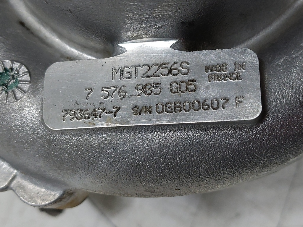 [MTD-549445] Turbocompresor BMW Serie 5 4.4 V8