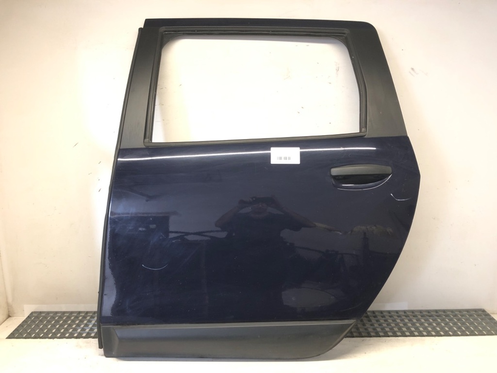 [STARK-625230] Puerta trasera izquierda Dacia Lodgy (JS_) 2012-2022 1.6 SCe 100