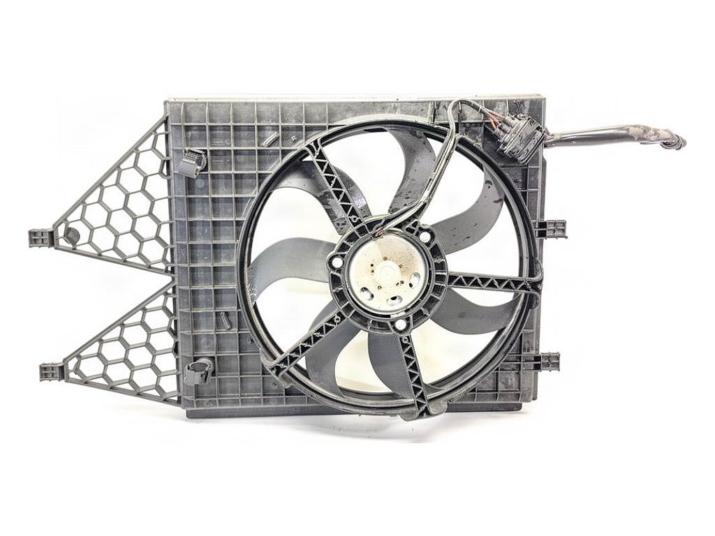 [STARK-982123] Electroventilador Skoda Rapid