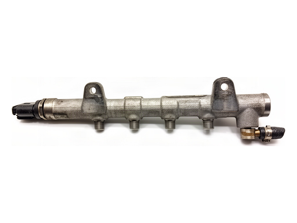 [STARK-981075] Rampa de inyección para Mercedes-Benz Clase GLK (X204)