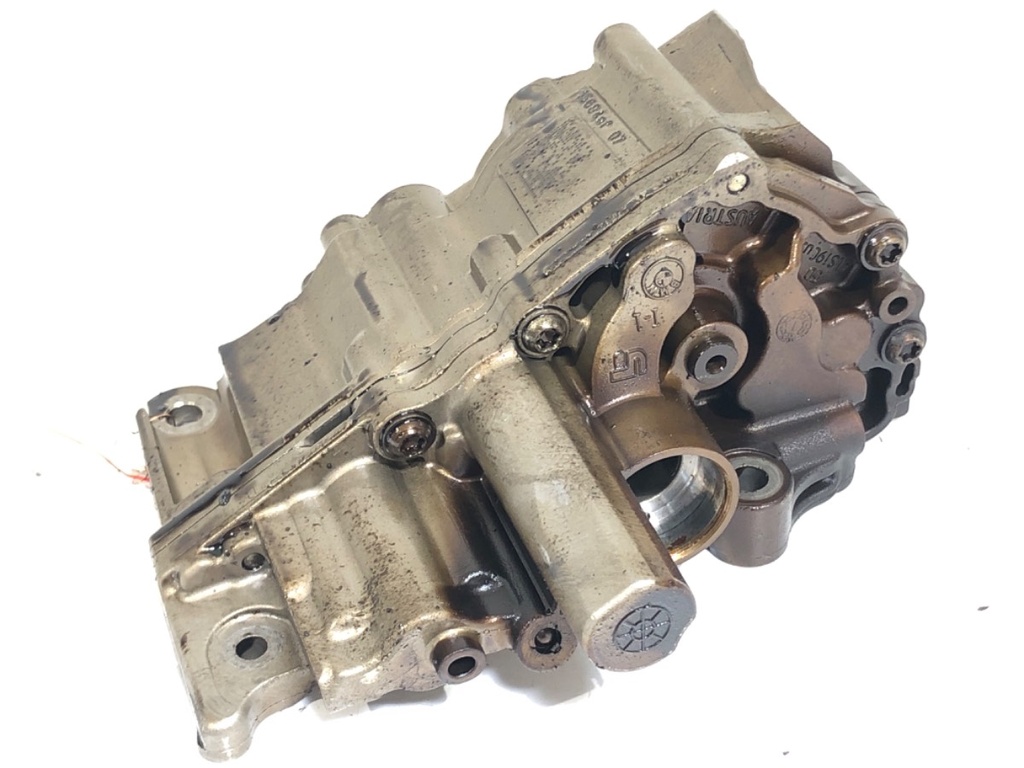 [STARK-757403] Bomba de aceite BMW Serie 5 (E60) 530i 200 kW 2007-2009