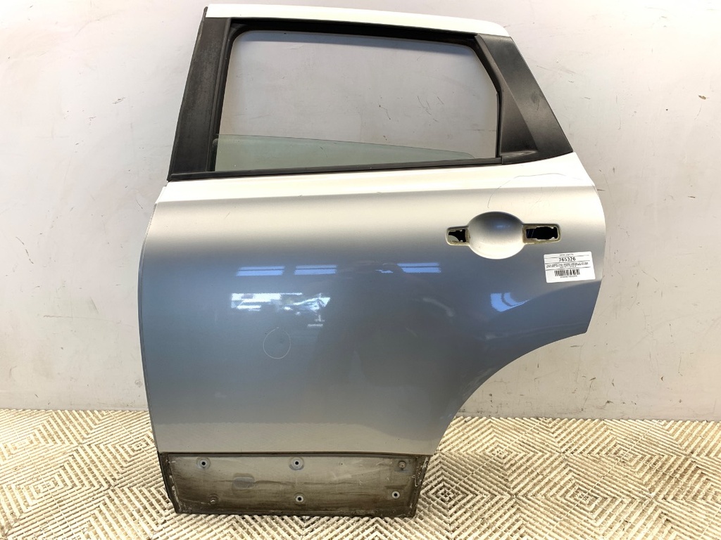 [STARK-765326] Puerta trasera izquierda Nissan Qashqai / Qashqai +2 I (J10, NJ10, JJ10E) 2006-2014