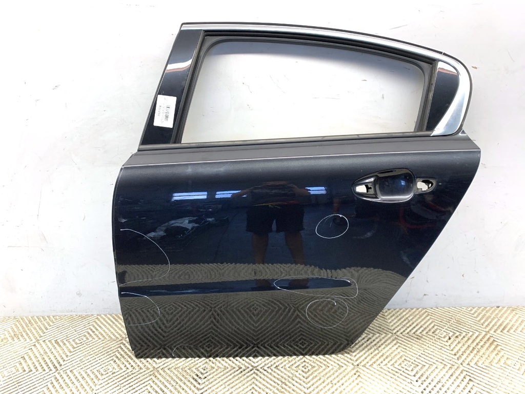 [STARK-767774] Puerta trasera izquierda PEUGEOT 508 I (8D_) 1.6 THP 115 kW 2010-2018