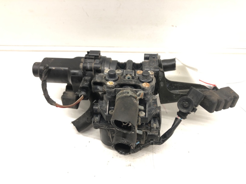 [STARK-476142] Válvula solenoide de agua VW Phaeton (3D1-3D9) 2002-2016 4.2 V8 4motion