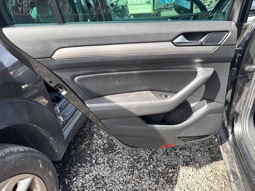 [MTD-529145] Altavoz puerta trasera izquierda VW Passat B8 3G5