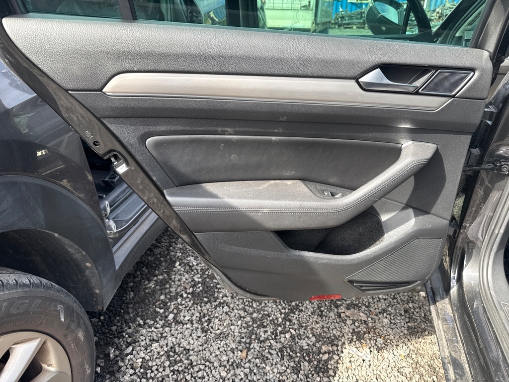 [MTD-529146] Arnés cableado puerta trasera izquierda VW Passat B8 3G5
