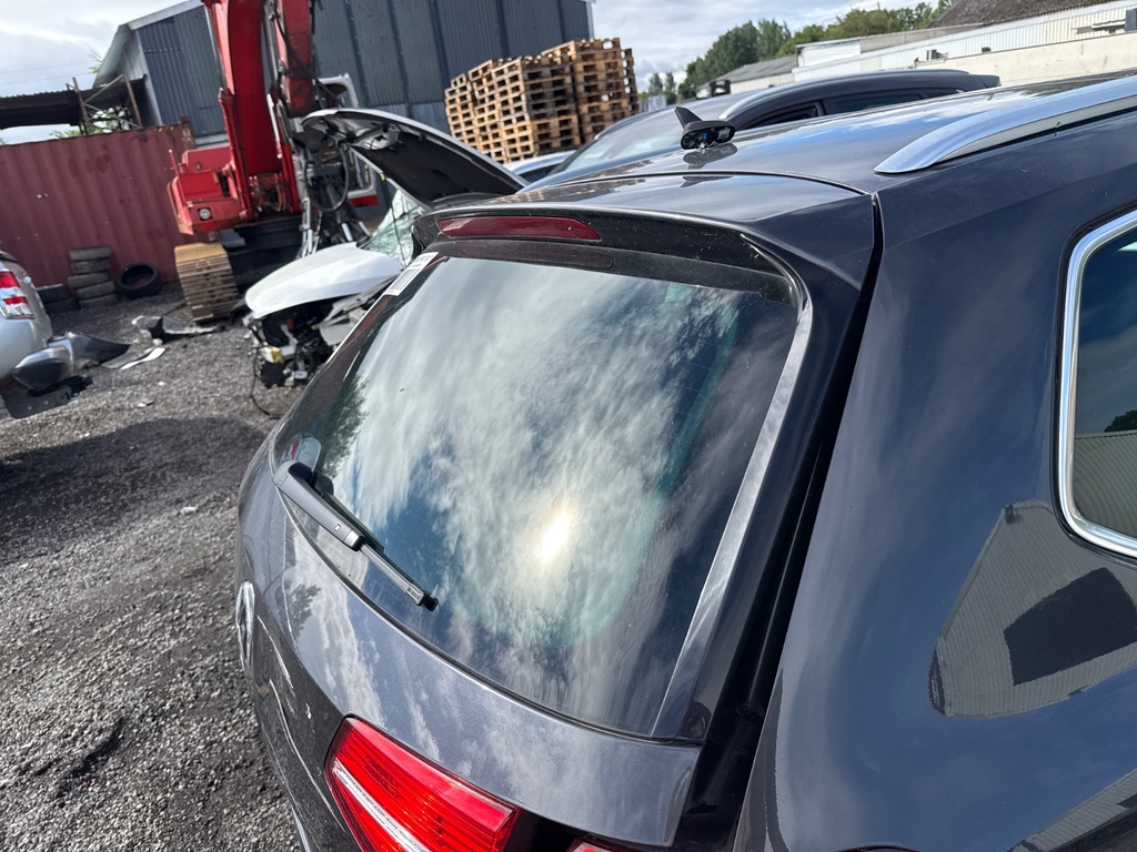 [MTD-529138] Kit alerón trasero VW Passat B8 3G5