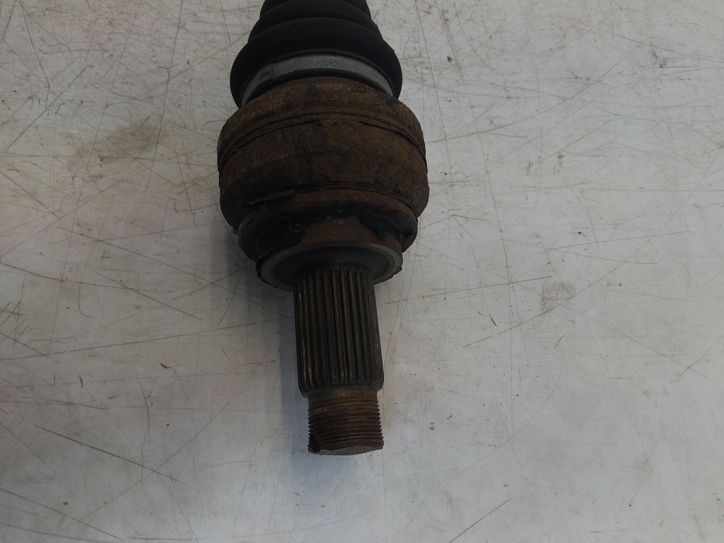 [MTD-550215] Palier trasero derecho BMW X1 E84