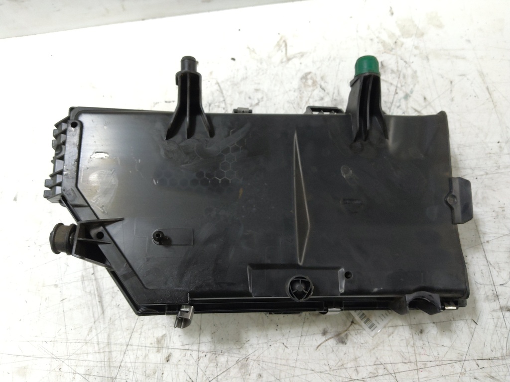 [MTD-550013] Caja de filtro de aire Mercedes-Benz Clase E