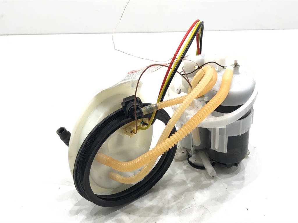 [STARK-682637] Bomba de combustible AUDI A8 D5 (4N2, 4N8) 60 TFSI Mild Hybrid 2017-2022