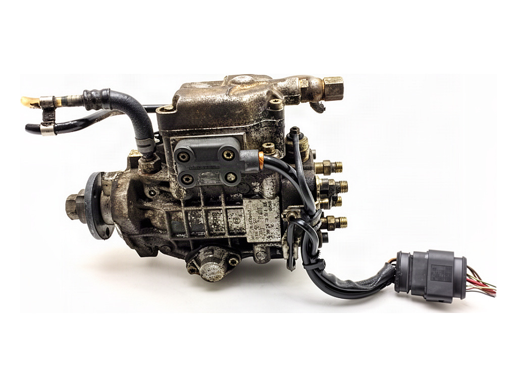 [STARK-982026] Bomba de inyección Seat Toledo II (1M2)