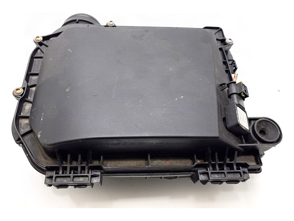 [STARK-980650] Caja de filtro de aire Mercedes-Benz Clase E (W212)