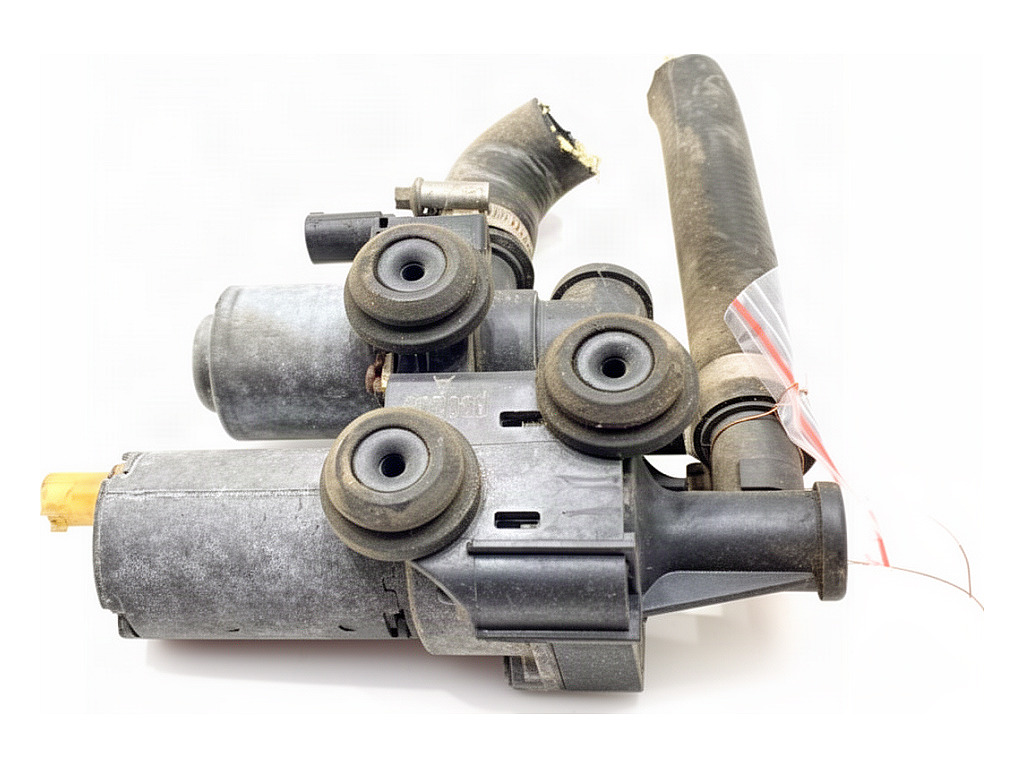 [STARK-976719] Bomba de agua auxiliar para BMW Serie 3 (E46)
