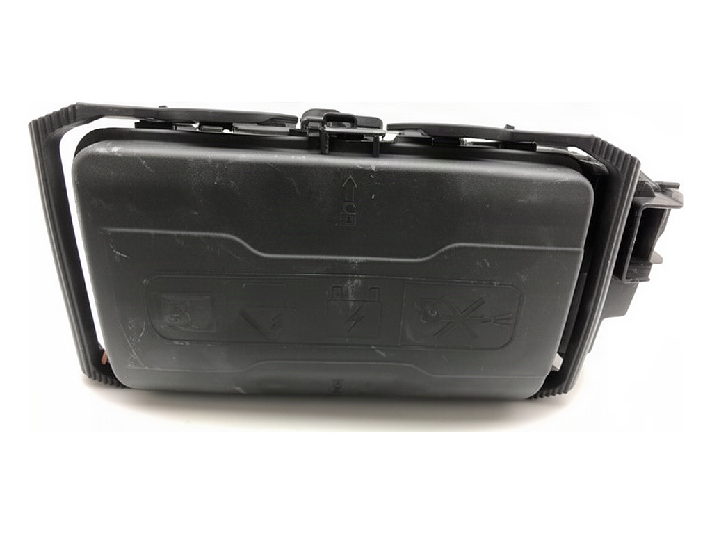 [STARK-966604] Caja de fusibles OPEL Insignia B Sports Tourer