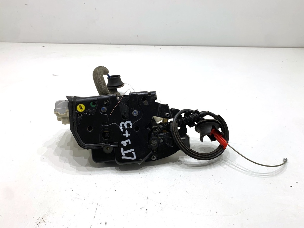 [STARK-882624] Cerradura de puerta trasera izquierda Audi A8 D4 (4H2, 4H8, 4HC, 4HL) 2009-2018