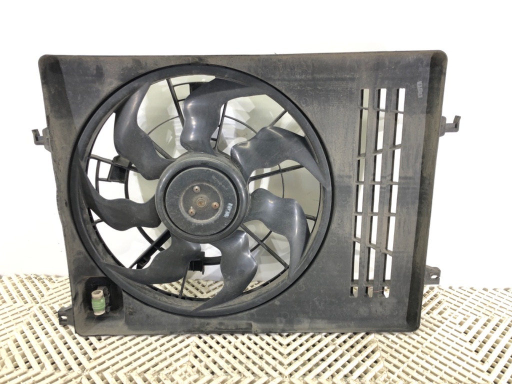 [STARK-680907] Ventilador de radiador KIA Sportage III (SL) 1.6 GDI 99 kW 2011-2022